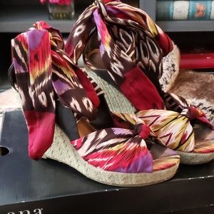 a.n.a. Diane Tribal Multi